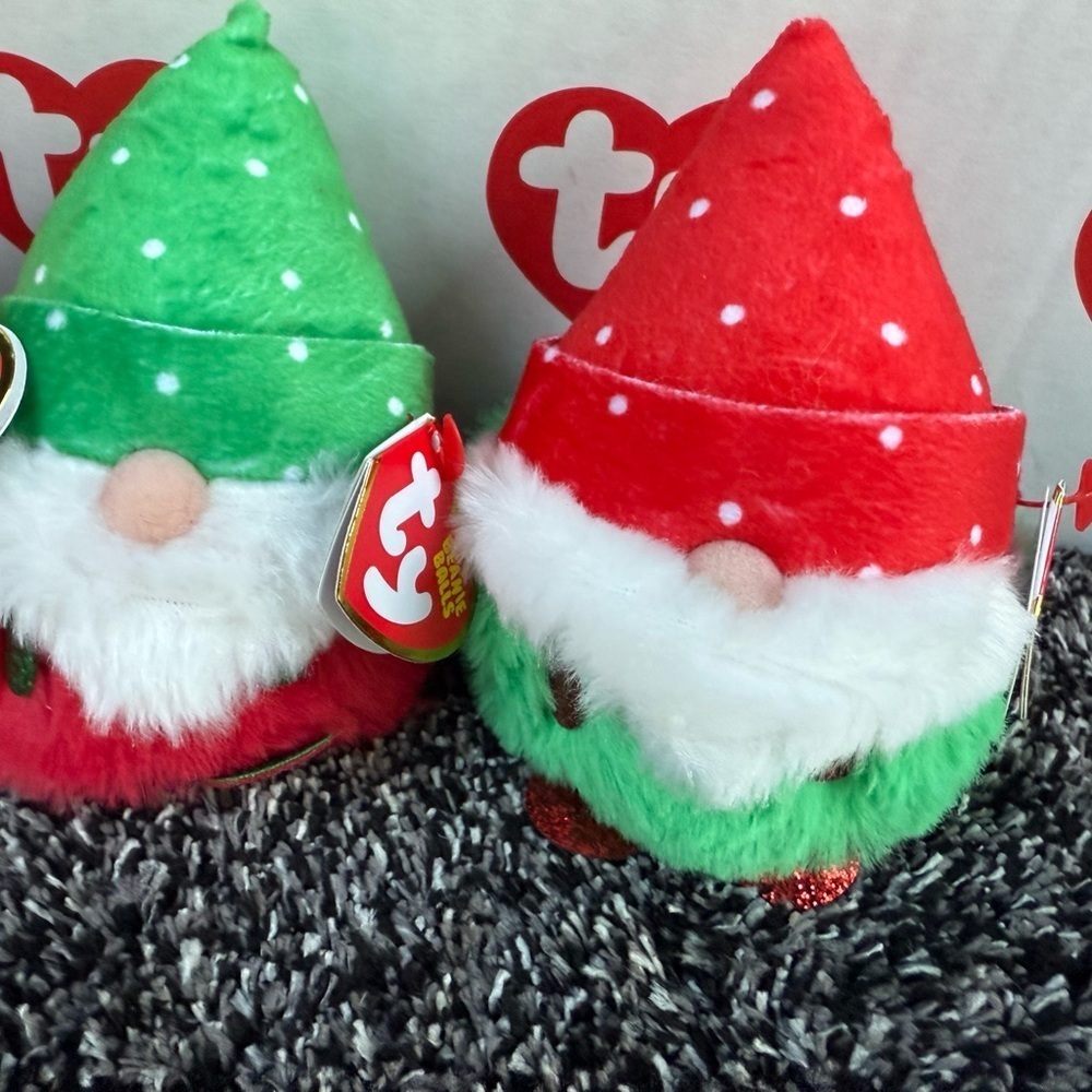 4 NEW Ty Topsy Turvy Gnome Plush - Festive Red Greeen White Christmas Brand New - Picture 2 of 12